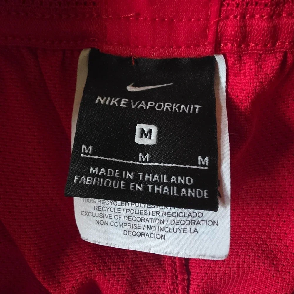 Nike boy Vaporknit Kids Red Soccer Training Shorts Medium Lightweight Breathable
